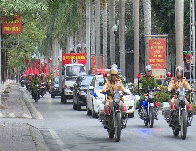 TP Uông Bí: Ra quân thực hiện đợt cao điểm tấn công trấn áp tội phạm bảo vệ Tết Nguyên đán Đinh Dậu 2017