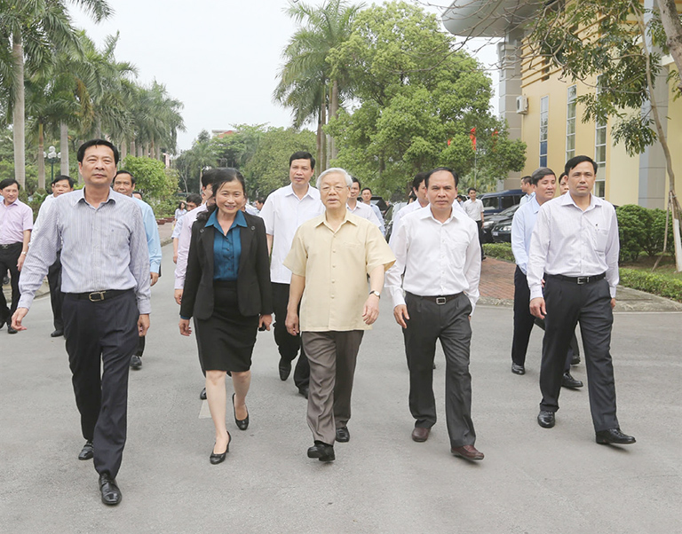 Tổng bí thư Nguyễn Phú Trọng về thăm Uông Bí