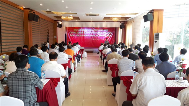 Lớp bồi dưỡng kiến thức Bí thư cấp ủy cấp huyện và tương đương thăm và làm việc tại Uông Bí