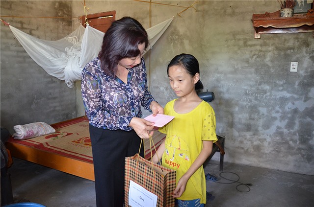 4,4 tỷ đồng hỗ trợ giáo dục cho trẻ em thiệt thòi tại Uông Bí
