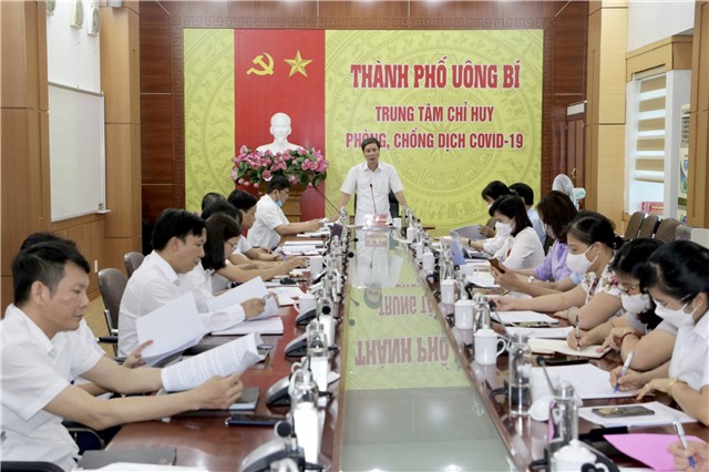  UBND thành phố Uông Bí họp bàncông tác chuẩn bị tuyển sinh vào lớp 10 và thi tốt nghiệp THPT năm 2022