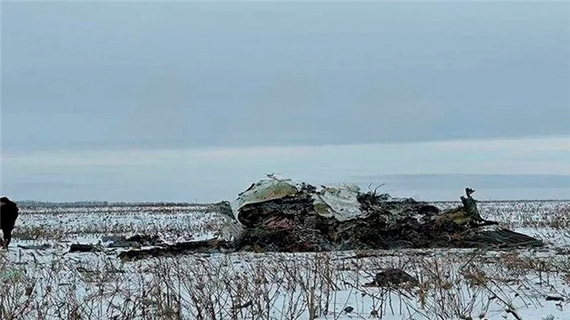 Không ai sống sót trong vụ máy bay chở tù binh Ukraine rơi ở Nga