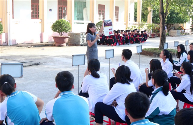 Tuyên truyền phòng chống tệ nạn xã hội cho trên 1.000 đoàn viên, thanh niên