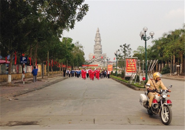 Phương Quang Trung tổ chức lễ phát động Ngày chạy Olympic năm 2016