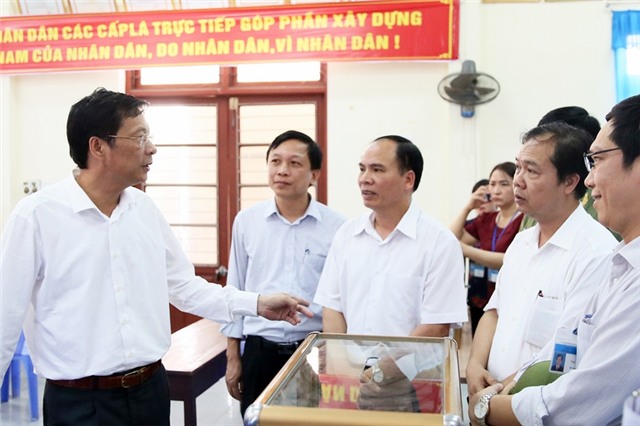 Bí thư Tỉnh ủy Nguyễn Văn Đọc kiểm tra công tác chuẩn bị bầu cử tại TP Uông Bí