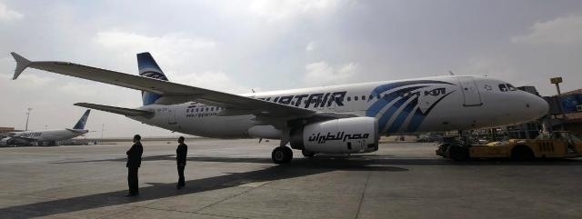 15 người Pháp đi trên máy bay EgyptAir gặp nạn