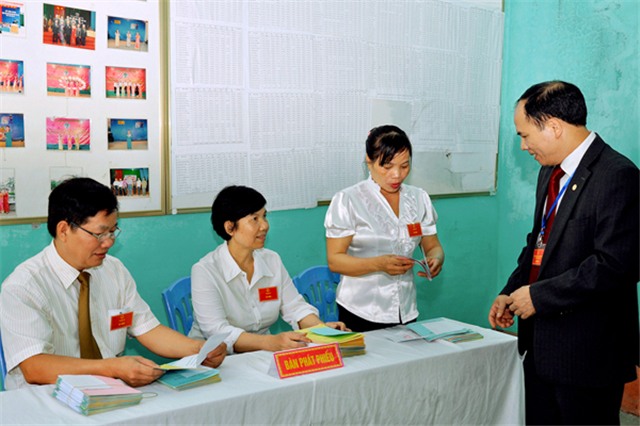 Tỷ lệ cử tri thành phố tham gia bầu cử Đại biểu HĐND thành phố Uông Bí nhiệm kỳ 2016-2021 đạt 99,9%