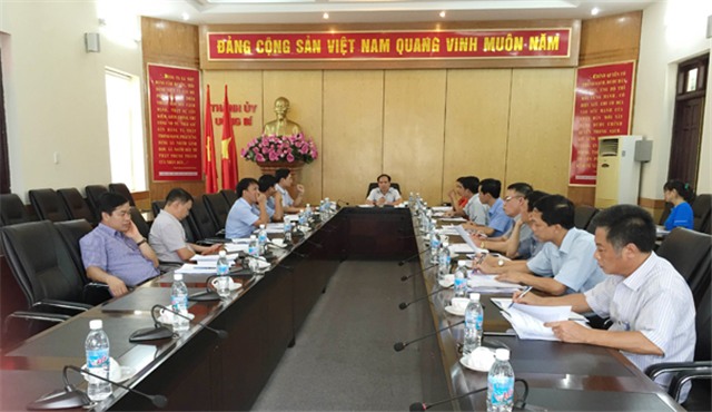 Giao ban Thường trực Thành ủy nhằm đánh giá tình hình thực hiệm nhiệm vụ tuần thứ 29, triển khai nhiệm vụ trọng tâm tuần thứ 30