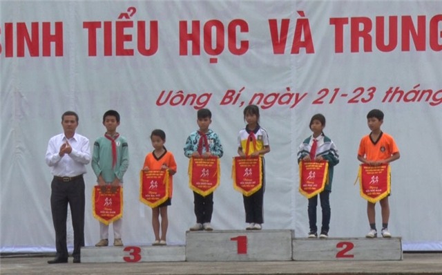 Bế mạc giải điền kinh học sinh năm học 2016-2017