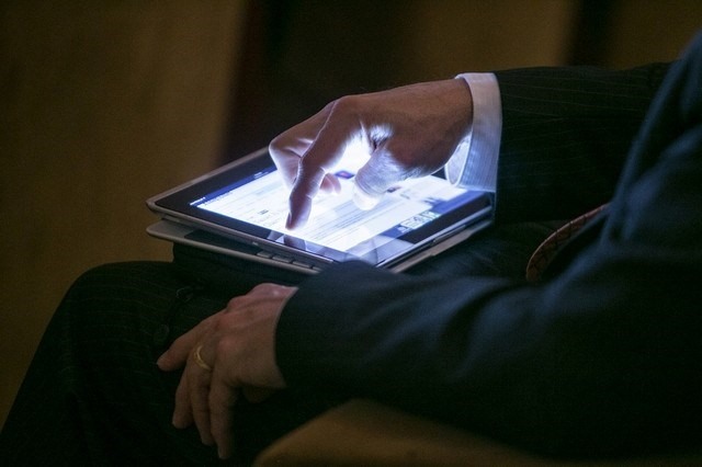 Mỹ chính thức cấm các thiết bị điện tử trên chuyến bay từ Trung Đông