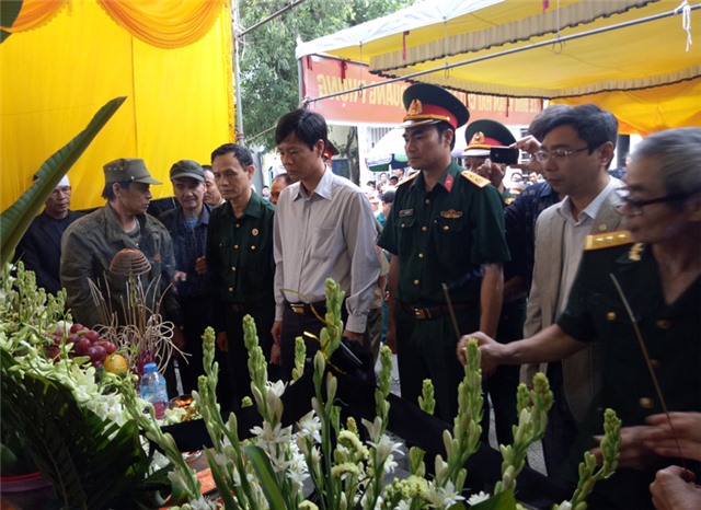 Phường Quang Trung: truy điệu, an táng hài cốt liệt sỹ Lê Quang Phụng