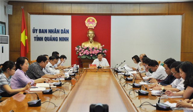 Từ 1-5 cho phép dịch vụ chèo thuyền Kayak hoạt động trở lại