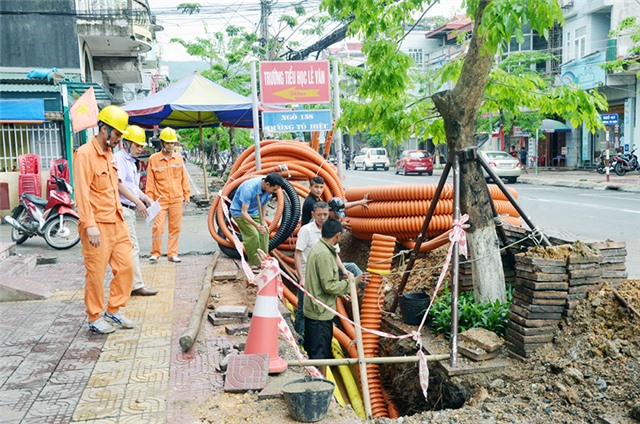 Đảm bảo cấp điện ổn định, an toàn trong mùa nắng nóng