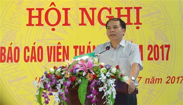 Hội nghị báo cáo viên tháng 7-2017