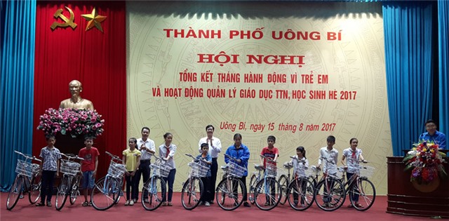 TP Uông Bí: Tổng kết tháng hành động vì trẻ em và hoạt động quản lý giáo dục Thanh thiếu nhi, học sinh hè 2017