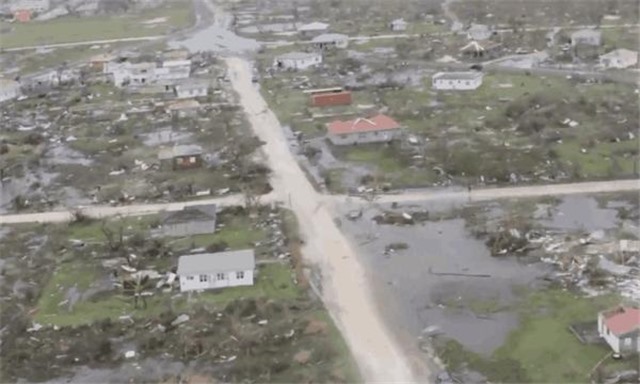 Siêu bão Irma đổ bộ vào các đảo tại Caribe