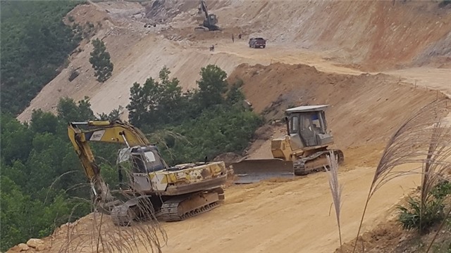 Mở rộng đường vào đất thiêng Yên Tử