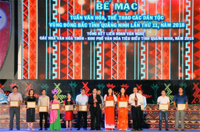 Liên hoan Văn nghệ các nhà văn hoá thôn - khu phố văn hoá tiêu biểu tỉnh Quảng Ninh năm 2018