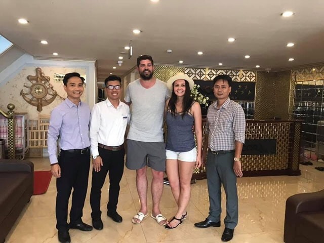 Quảng Ninh kịp thời hỗ trợ hai du khách bị lừa tour trên mạng