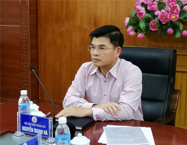 UBND thành phố giao ban thường kỳ 