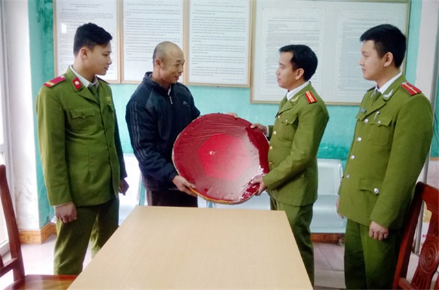 Quảng Ninh mở đợt cao điểm vận động thu hồi vũ khí, vật liệu nổ