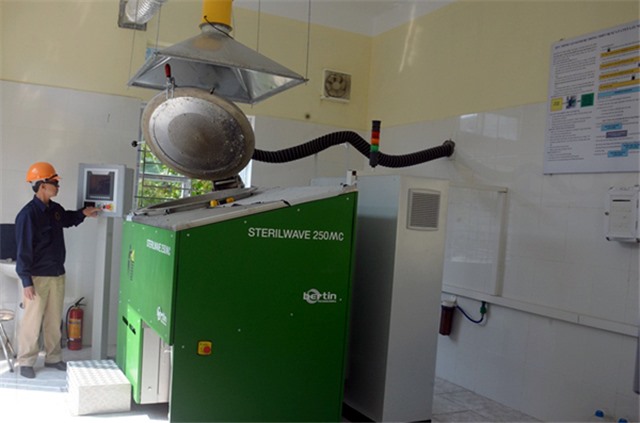 Quảng Ninh quyết liệt xử lý chất thải y tế