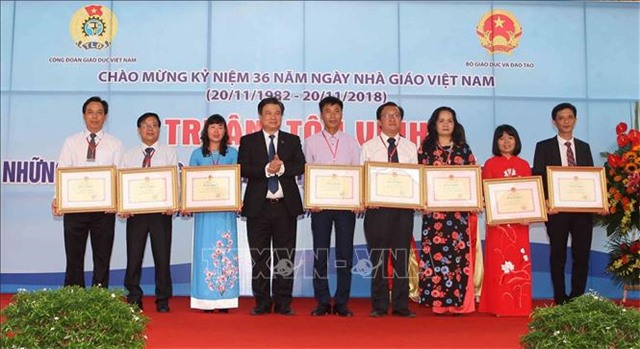 "Thay lời tri ân": Tôn vinh 183 nhà giáo tiêu biểu toàn quốc