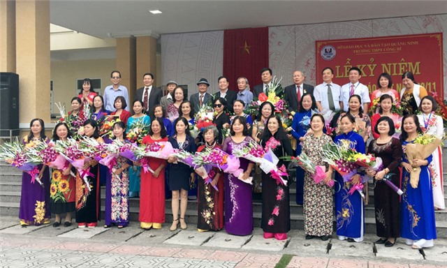 Trường THPT Uông Bí: Kỉ niệm 36 năm ngày Nhà giáo Việt Nam 20-11