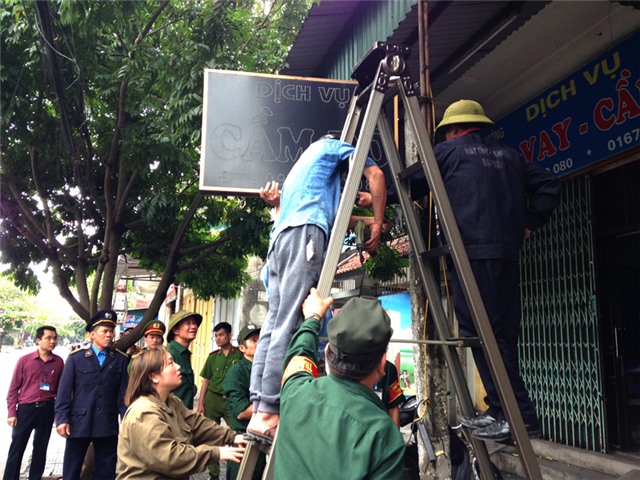 TP Uông Bí: Tăng cường công tác quản lý hoạt động quảng cáo