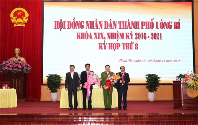 Kỳ họp thứ VIII, HĐND thành phố Uông Bí khóa XIX: lấy phiếu tín nhiệm người giữ chức vụ do HĐND thành phố bầu 