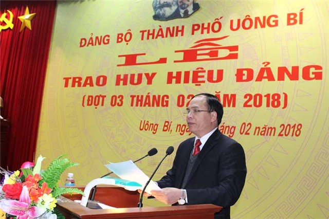 83 đảng viên được vinh dự trao huy hiệu Đảng đợt 3-2 