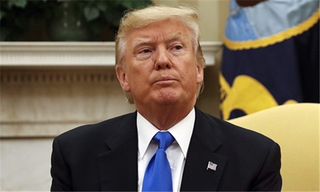 Tòa án tối cao Mỹ ngăn Trump trục xuất trẻ em nhập cư