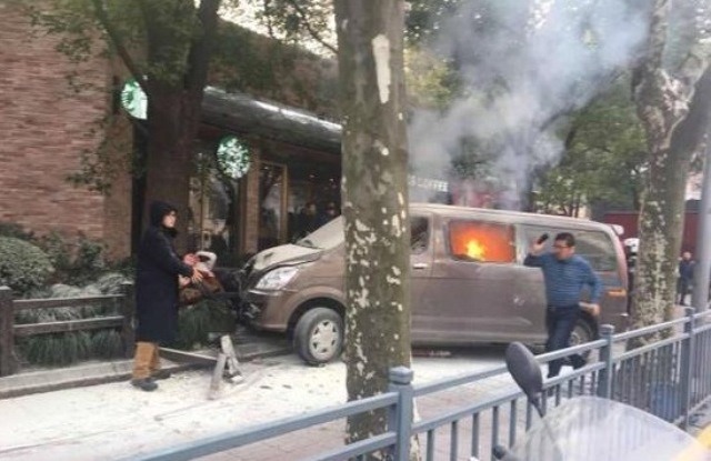  Tai nạn giao thông nghiêm trọng tại Thượng Hải làm 18 người bị thương