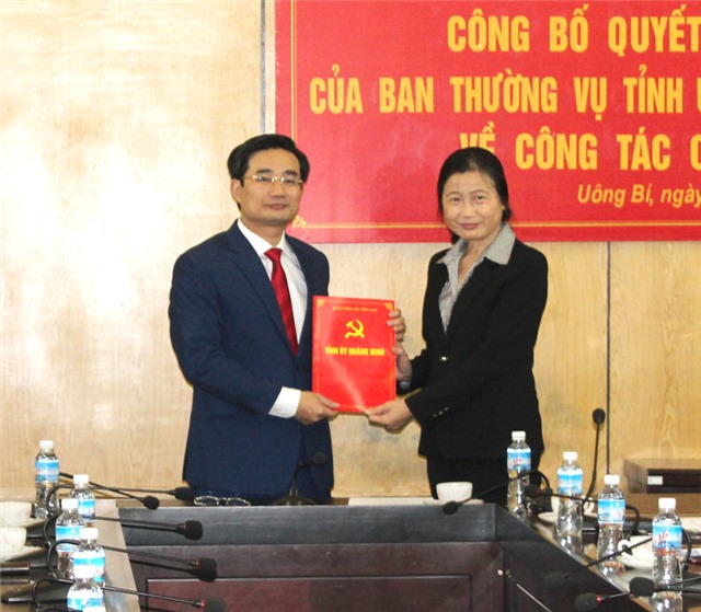Đồng chí Nguyễn Anh Tú, Phó Bí thư Thành ủy, Chủ tịch UBND thành phố Uông Bí được bổ nhiệm làm Bí thư Huyện ủy Hoành Bồ