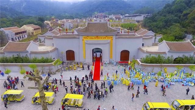 Lễ hội hoa Anh đào – Mai vàng Yên Tử sẵn sàng chào đón du khách