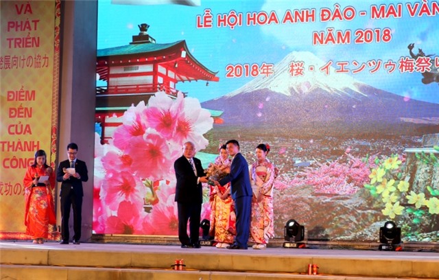 Lễ hội hoa Anh đào - Mai vàng Yên Tử: Rực rỡ sắc hoa – Thắm tình hữu nghị