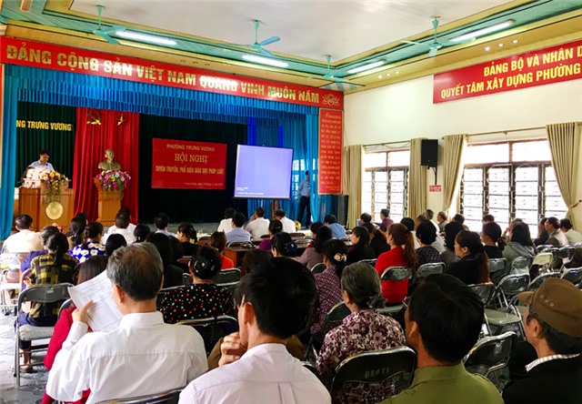 Phường Trưng Vương: Phổ biến pháp luật về quản lý trật tự đô thị, Luật đất đai