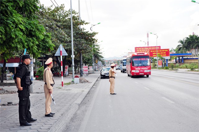 Phục vụ tốt nhu cầu đi lại của nhân dân và du khách dịp nghỉ lễ 30-4, 1-5