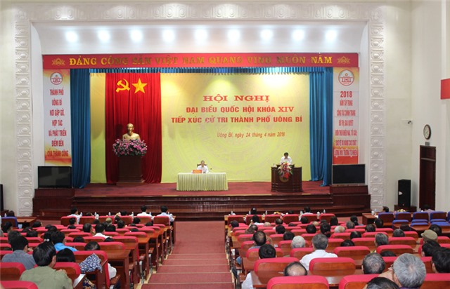 Đại biểu Quốc hội khóa XIV tiếp xúc cử tri thành phố Uông Bí