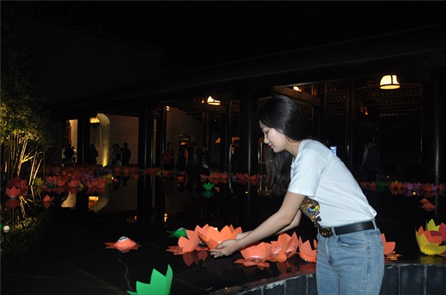 Đêm dưới chân Yên Tử