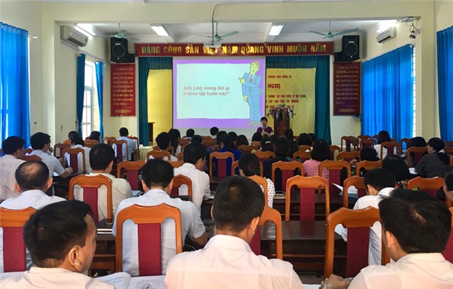 TP Uông Bí: Tập huấn cơ chế tự chủ tài chính