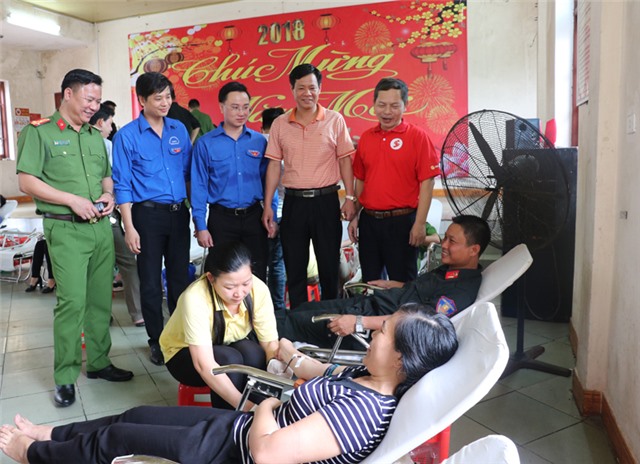 TP Uông Bí tiếp nhận 155 đơn vị máu trong Ngày hội hiến máu tình nguyện - giọt hồng đất mỏ