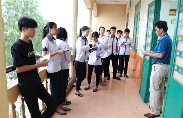 Uông Bí có 457/1420 thí sinh dự thi các môn Khoa học tự nhiên