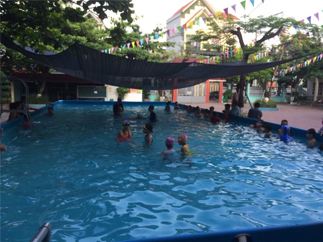 Chú trọng phát triển môn bơi ở Uông Bí