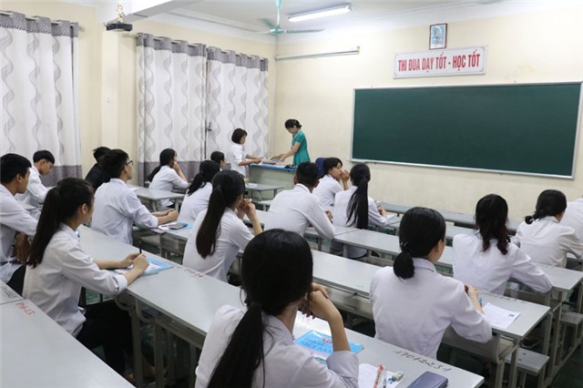 Buổi thi cuối cùng Kỳ thi THPT Quốc gia: Các điểm thi trên địa bàn thành phố Uông Bí diễn ra nghiêm túc