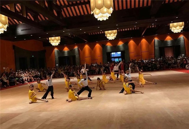 Hơn 500 vận động viên tham gia giải khiêu vũ thể thao thành phố Uông Bí mở rộng lần thứ 3 năm 2018