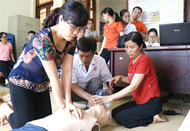 Bệnh viện Việt Nam - Thụy Điển Uông Bí: Đào tạo, hỗ trợ cho cơ sở y tế tuyến trước