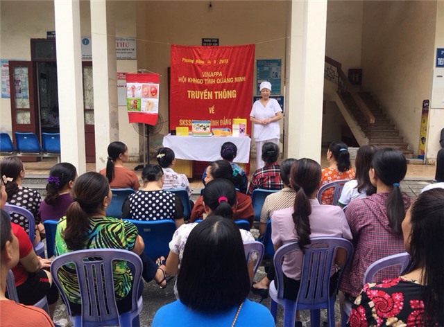 Khám bệnh, phát thuốc miễn phí cho 150 hội viên phụ nữ tại phường Phương Đông