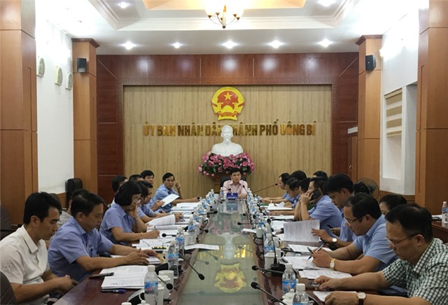 UBND thành phố giao ban thường kỳ