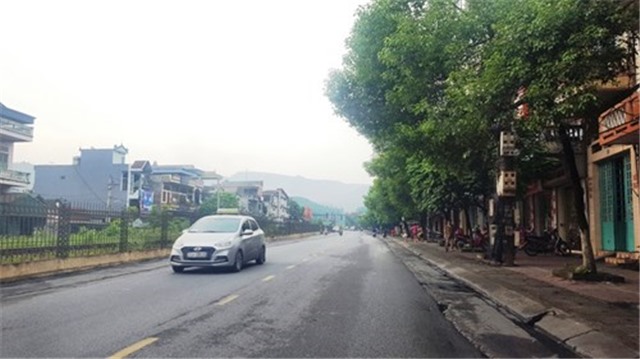 Uông Bí - Quảng Ninh: Đường sá sạch hơn nhờ các trạm rửa xe tự động